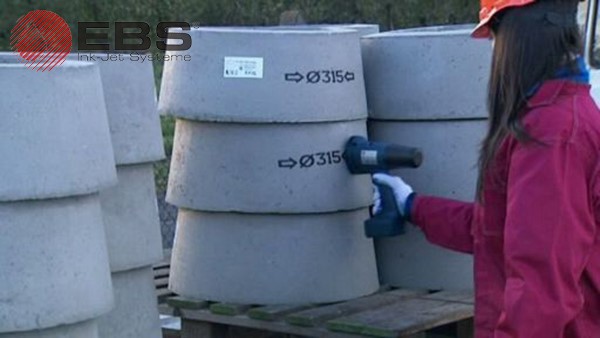 手持噴碼機混凝土制品